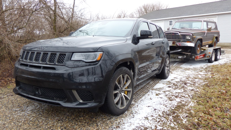 Illustration for article titled Towing An Old Jeep Through An Ice Storm With A 707 HP Jeep Grand Cherokee Trackhawk Was Truly Terrifying